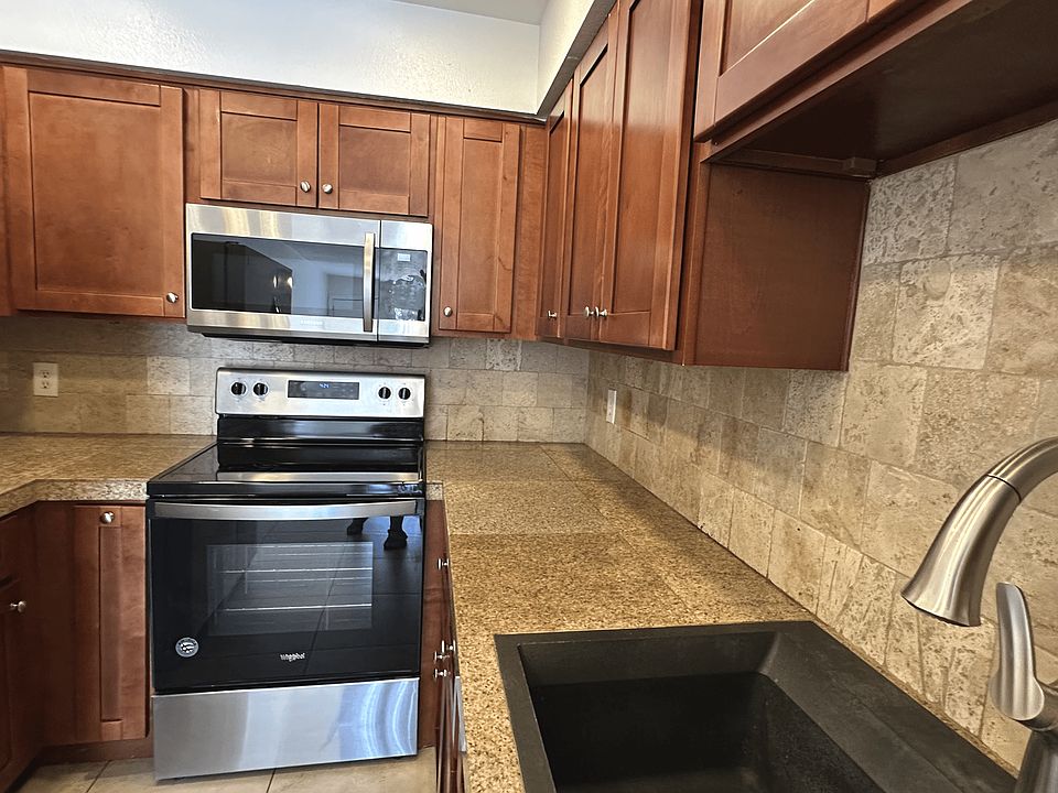 1st image of 1320 E Vista Ave APT 2