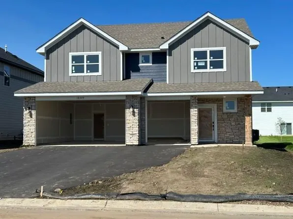 18349 Gladiator Dr, Lakeville, MN 55044