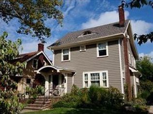 1595 Lewis Dr, Lakewood, OH 44107