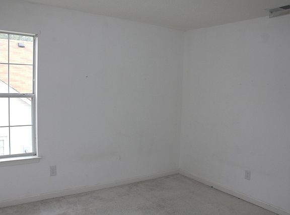 5th image of 273 Weatherford Way