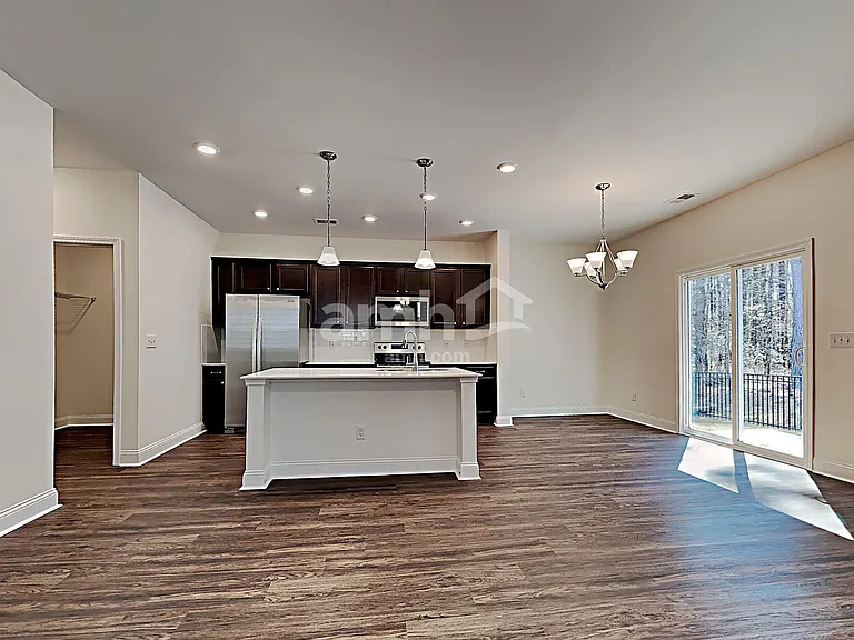 311 Cartess Rd — Photo 4