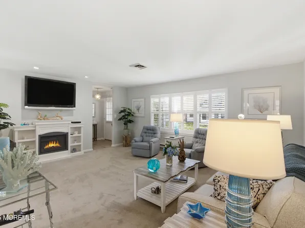 839A Inverness Court, Lakewood, NJ 08701