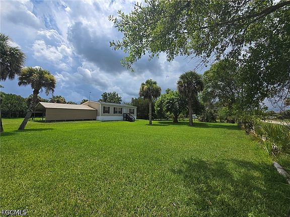 3rd image of 1163 Saddle Ln