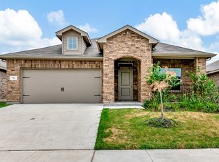 724 Beebrush Dr, Fort Worth, TX 76131