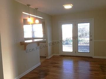 4th image of 2514 Montana St