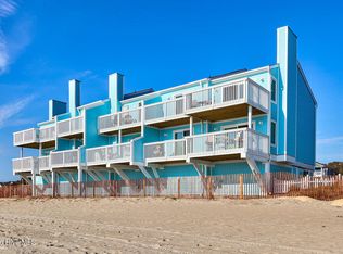 1001 Pelican Ct, Kure Beach, NC 28449
