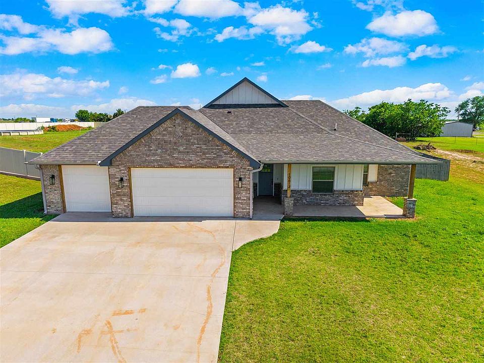 1st image of 10613 NE Seaside Ln