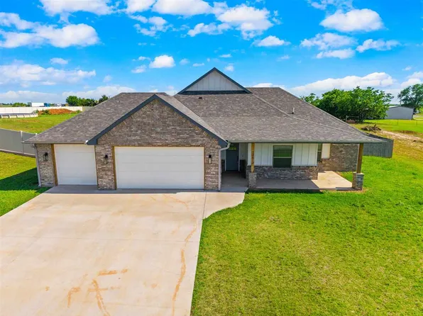 10613 NE Seaside Ln, Elgin, OK 73538