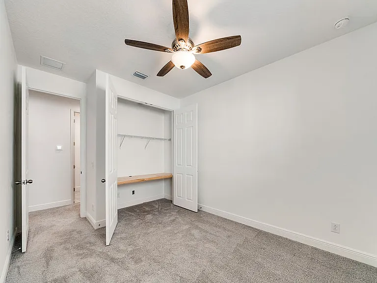 4921 Olivia Ct — Photo 24