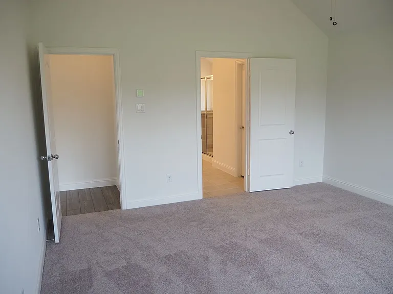 2201 Yellowhammer Rd — Photo 14