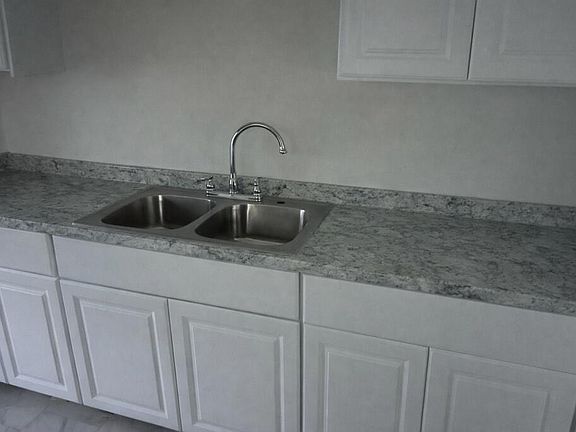 5th image of 516 S 11th Street