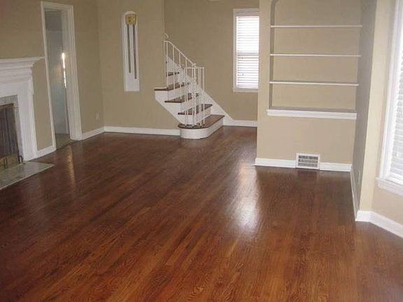 3rd image of 2168 Vernon Rd