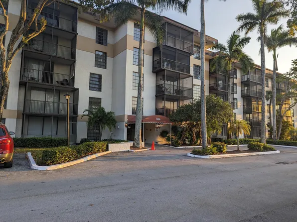 5550 NW 44th Street #411b, Lauderhill, FL 33319