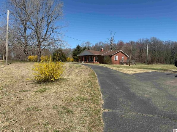 1118 Oak Grove Rd, Benton, KY 42025