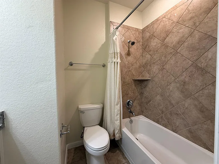 5522 Carlisle Ave — Photo 9