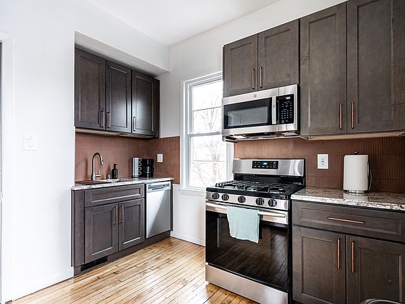 3rd image of 451 E Lincoln Ave