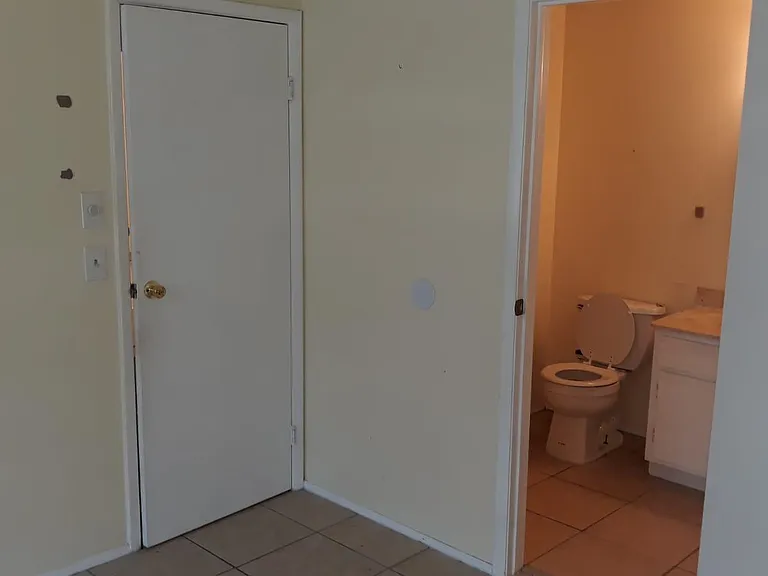 5026 Water Oak Dr #213 — Photo 4