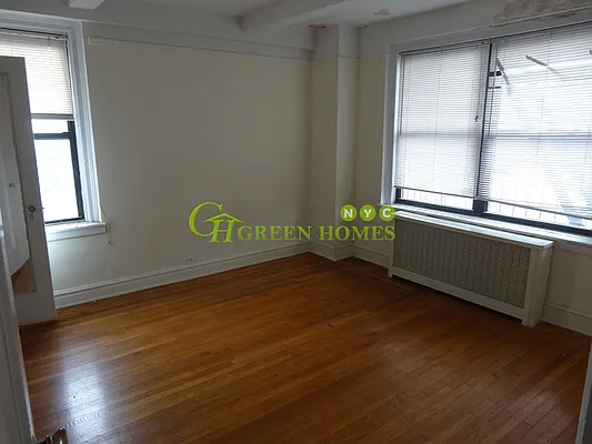 Rented by Green Home NY Realty LLC | media 11