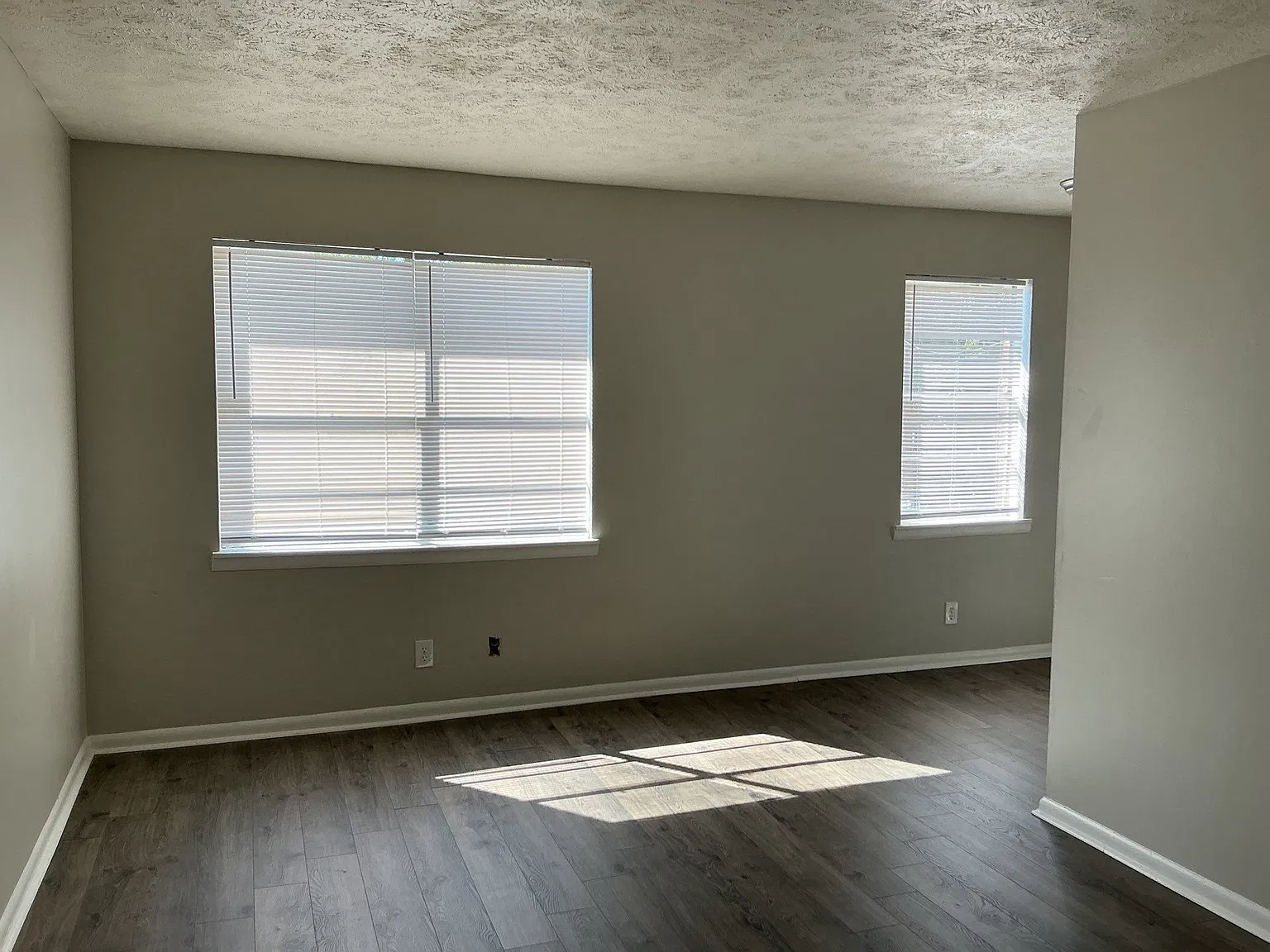 1 bed, 726 sqft, $725 — Photo 3