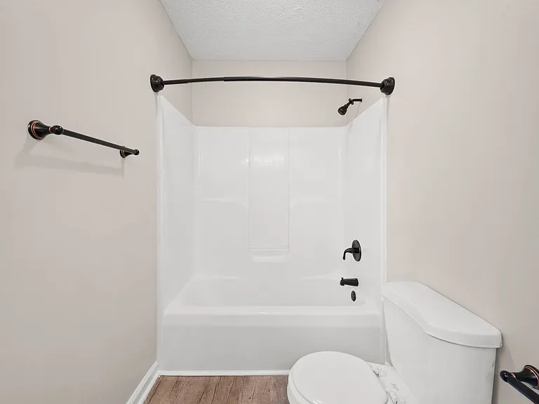 907 Desota Ln — Photo 18
