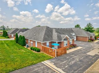 1939 Harmony Cir, Charlestown, IN 47111