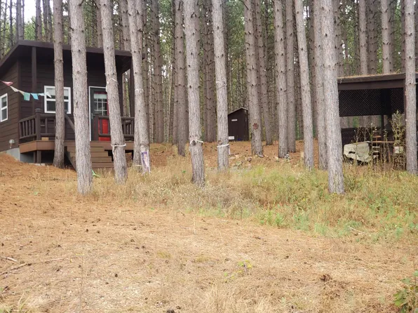 W7302 Beechnut Dr, Wautoma, WI 54982