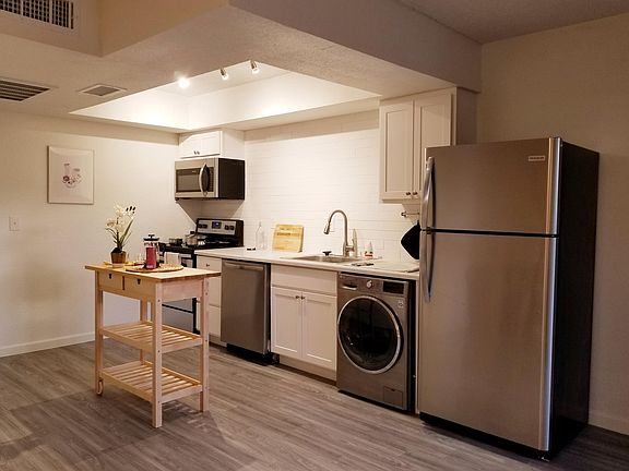 5th image of 1625 W Missouri Ave #5