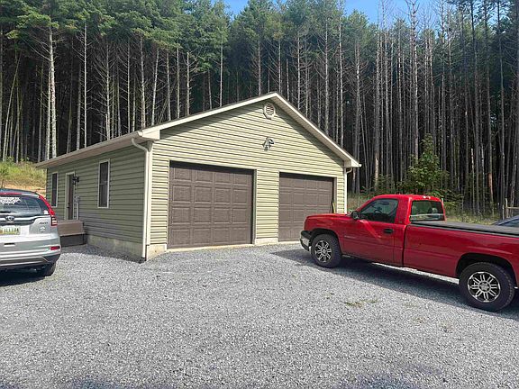 3rd image of 299 Bolshers Run Ln