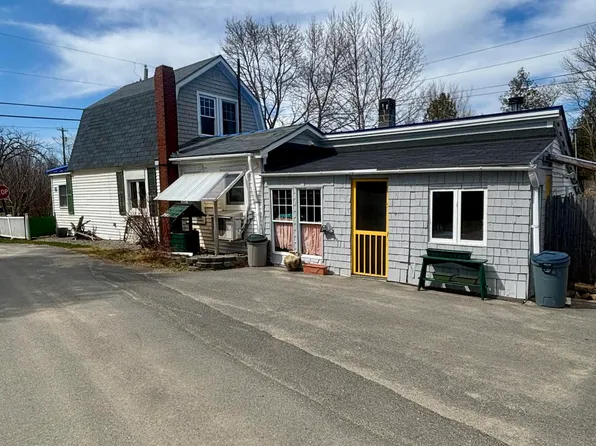 2 Bridges Road, Verona Island, ME 04416