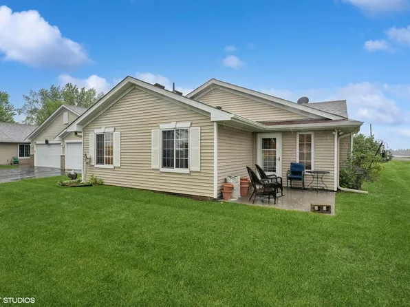 10101 Karston Cv NE, Albertville, MN 55301