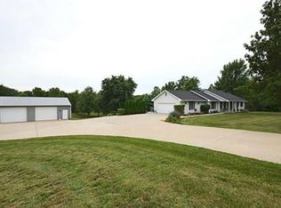 16445 Highway E, Camden Point, MO 64018