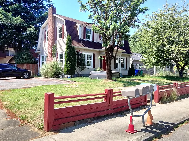 SE 162nd Ave — Photo 54