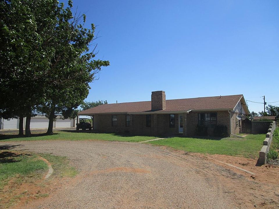 1st image of 208 S Pecan Ave