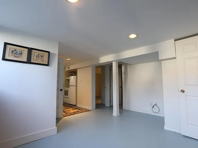 42XX W 10th Ave #BASEMENT — Photo 2