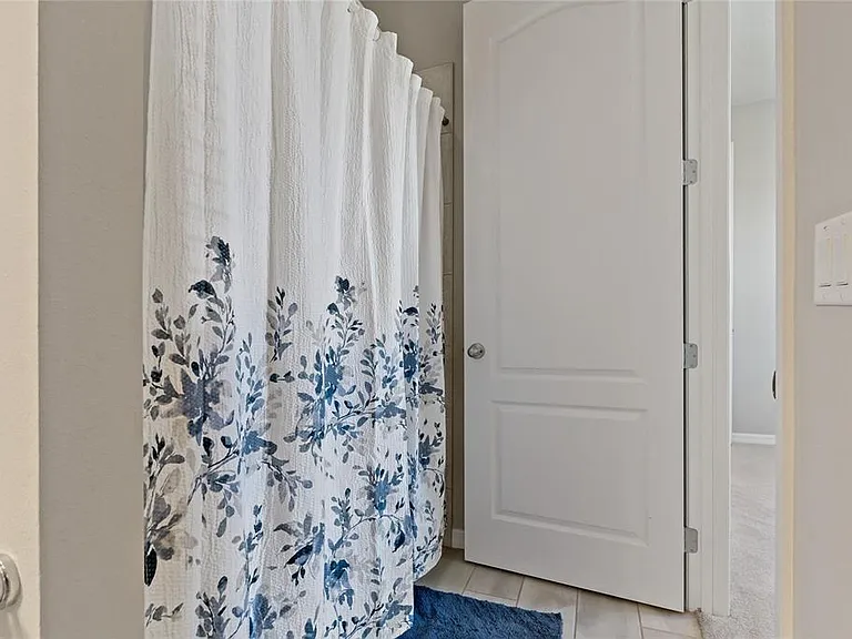 4604 Tobermory Way — Photo 35