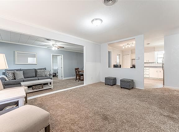 4th image of 1209 Gillette Dr