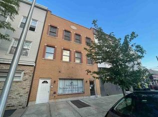 836 Broadway APT 3R, Bayonne, NJ 07002