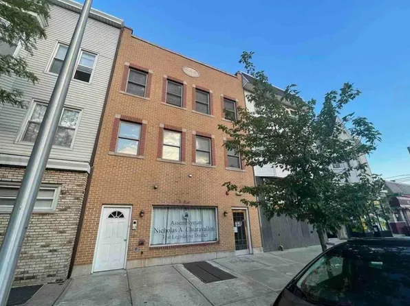 836 Broadway image 1 of 9