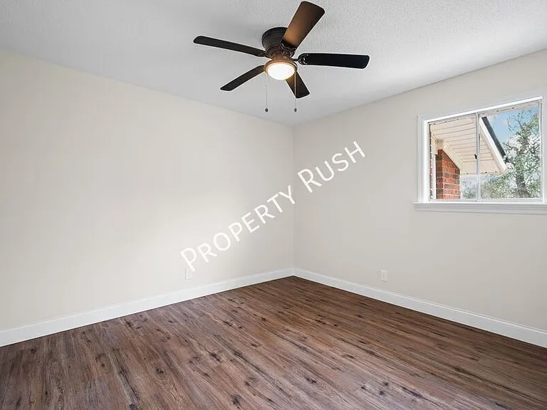 3336 Gundy Dr #B — Photo 11
