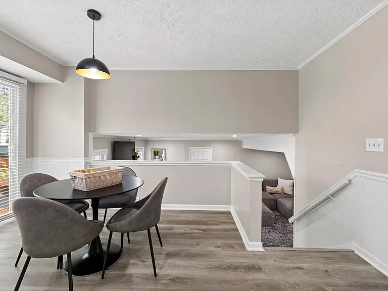 673 Fairfield Dr — Photo 6