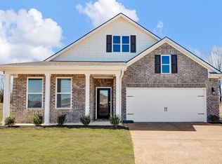 82 Gateway Dr, Jackson, TN 38305