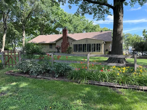 6660 W 194th St, Stilwell, KS 66085