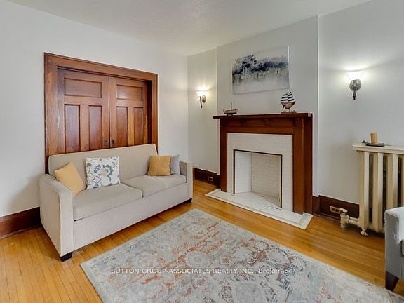 4th image of 131 Lauder Ave