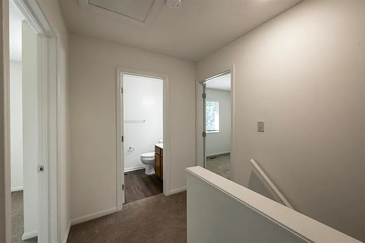 Brandywine Court — Photo 12