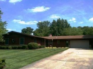 1143 Morningside Ct, Elgin, IL 60123