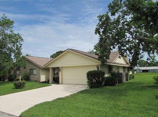 32 Lake Fairgreen Cir, New Smyrna Beach, FL 32168