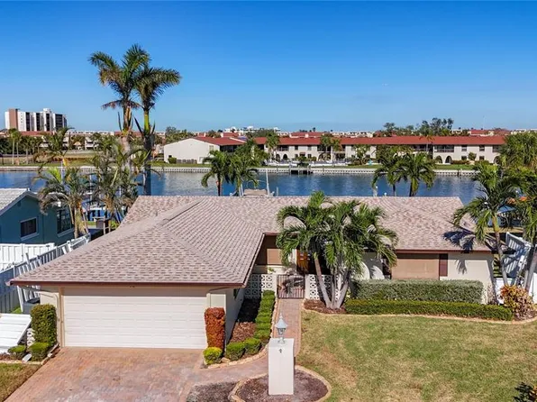 10 Island Dr, Treasure Island, FL 33706