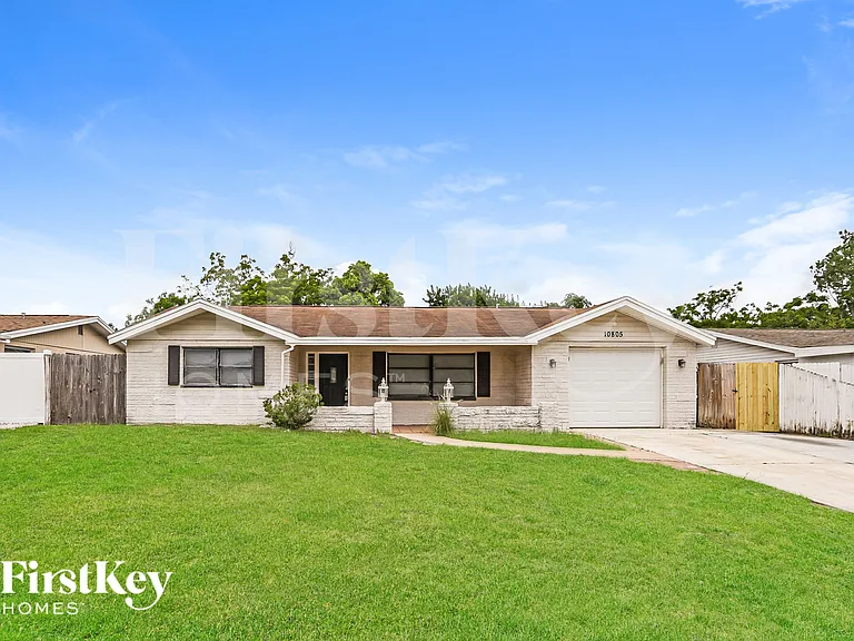 10805 Piccadilly Rd — Photo 1