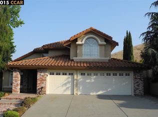 221 Grissom St, Hercules, CA 94547