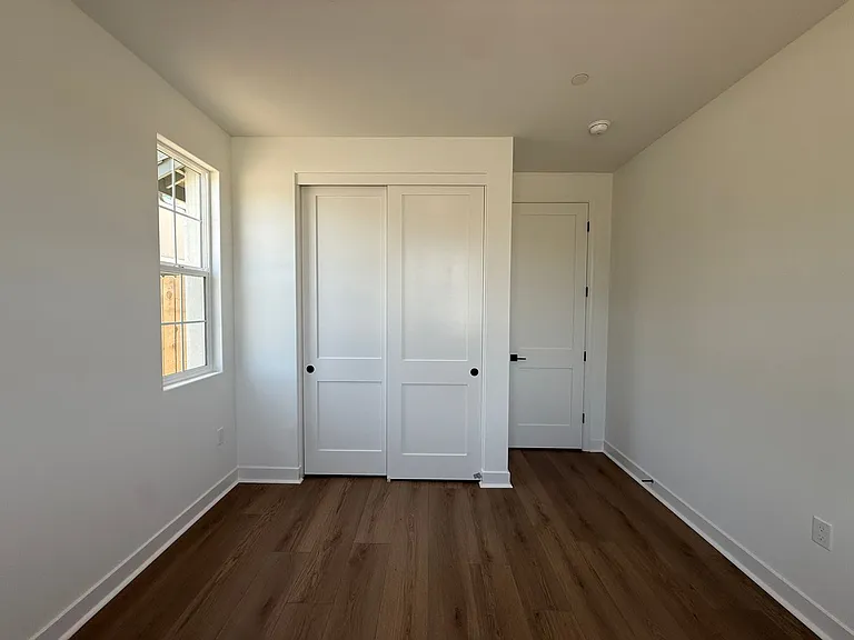 156 Coiner St — Photo 32